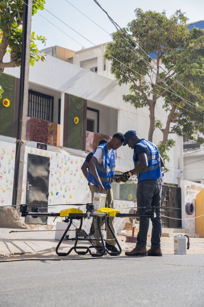 Nettoyage de façades par drone à Dakar 2